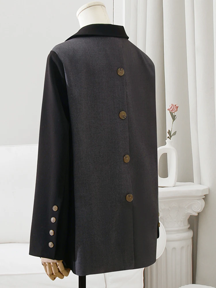 Notch Elegance Blazer