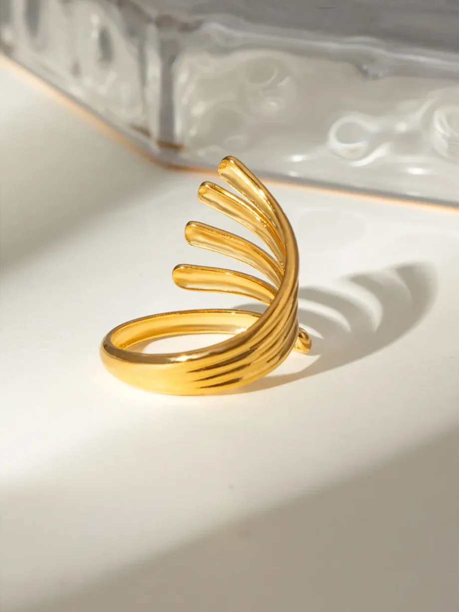 Abstract Lines Open Ring