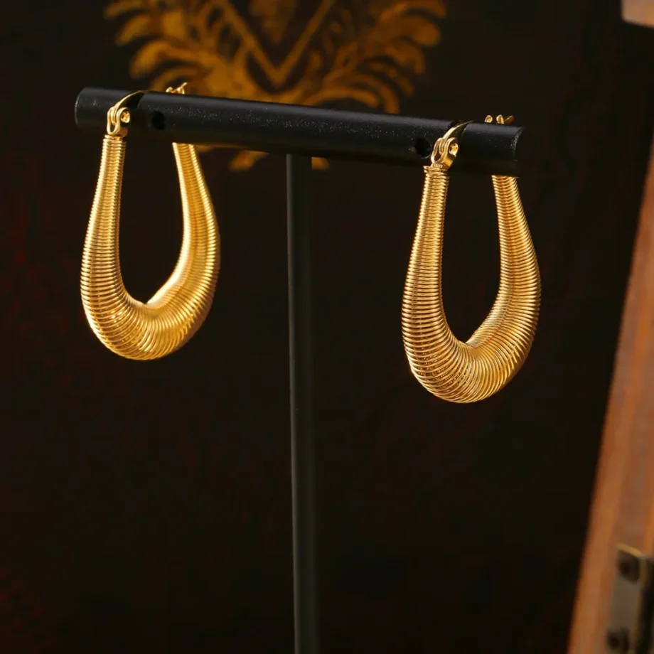 CurveCraft Earrings