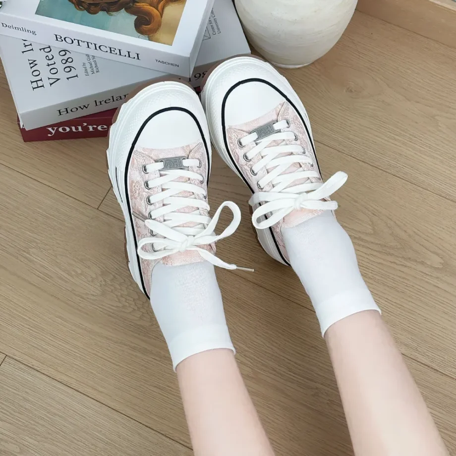 CanvasRise Sneakers
