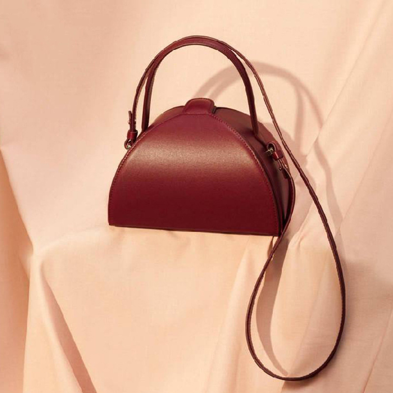 Luna Curve Bag