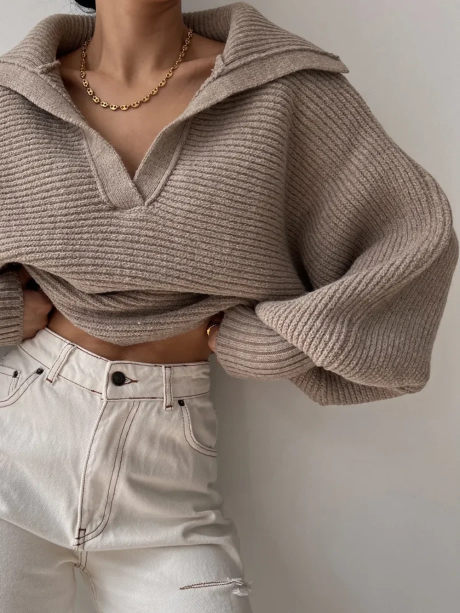 Crisp Collar Knit Sweater