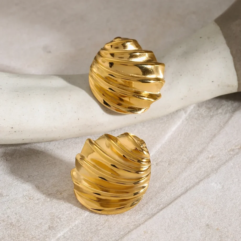 ShellAura Stud Earrings