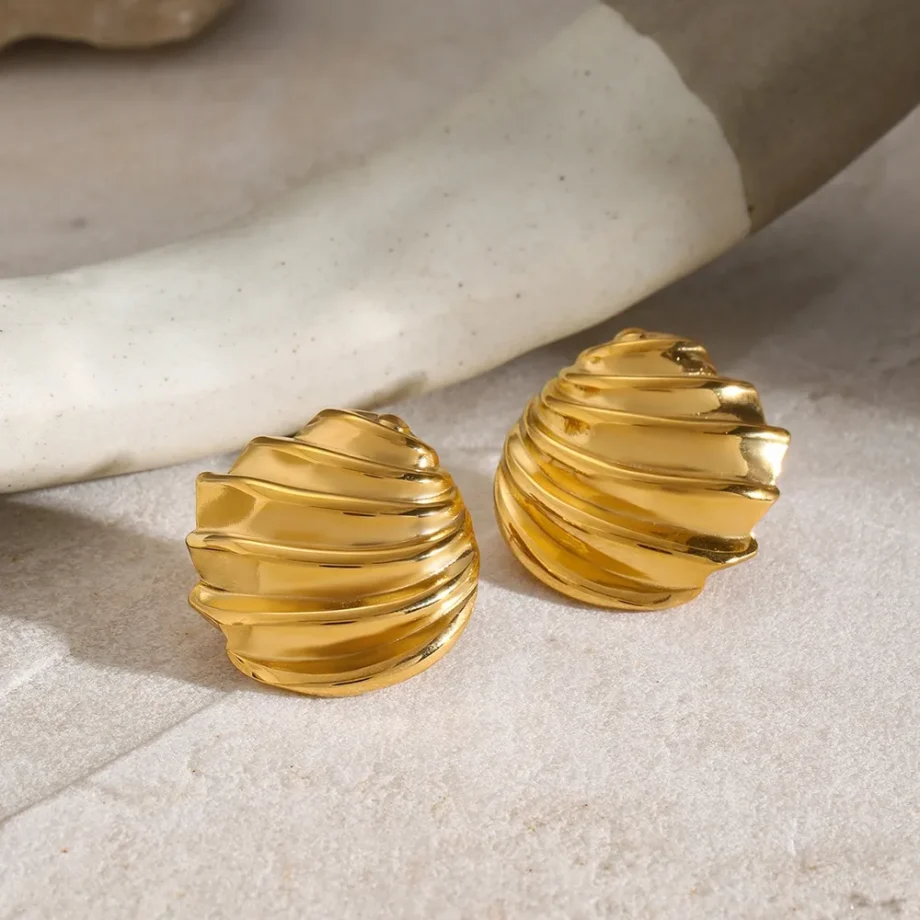 ShellAura Stud Earrings