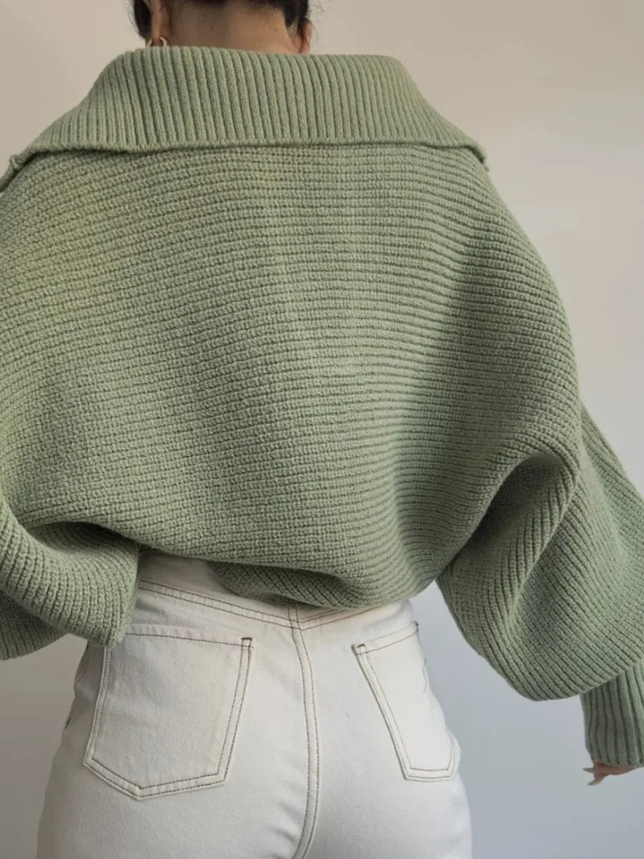 Crisp Collar Knit Sweater
