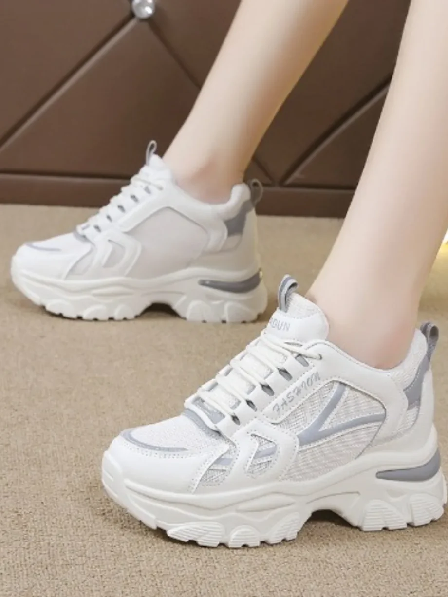 Elevate Sneakers (Platform sneakers)