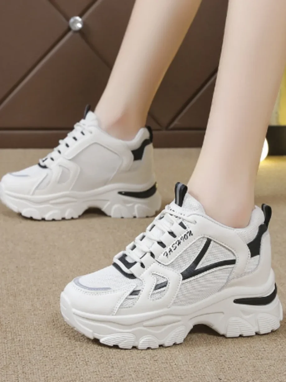 Elevate Sneakers (Platform sneakers)