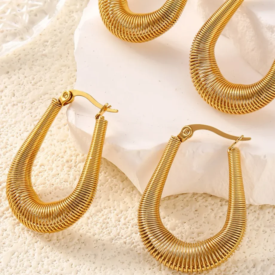 CurveCraft Earrings
