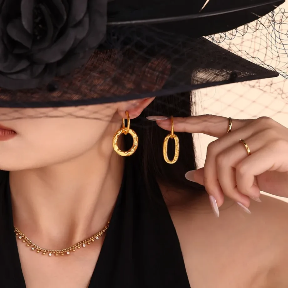 Retro Geometric Asymmetric Buckle Earrings