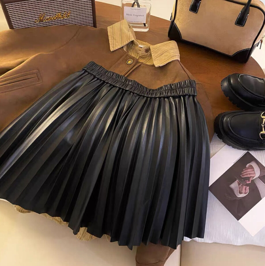Brown PU Leather Pleated Short Skirt