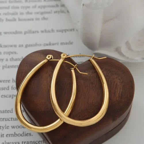 Minimal Muse Earrings
