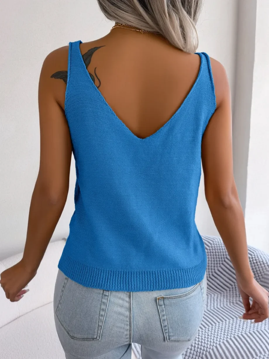 Scoop Cable Knit Vest