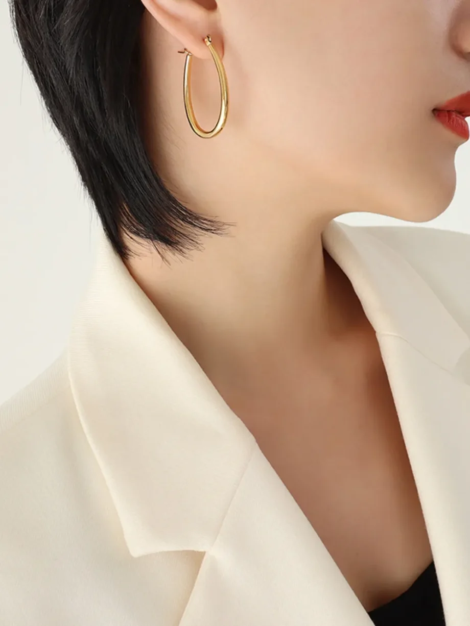 Minimal Muse Earrings