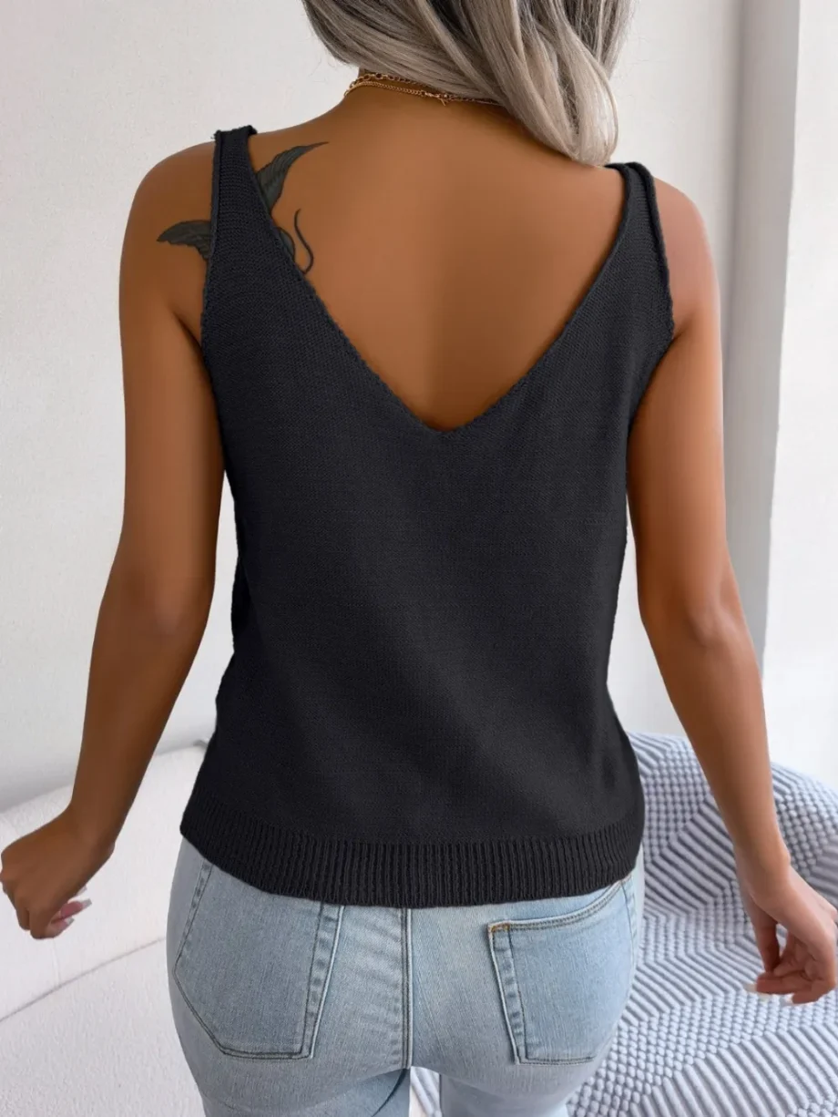 Scoop Cable Knit Vest