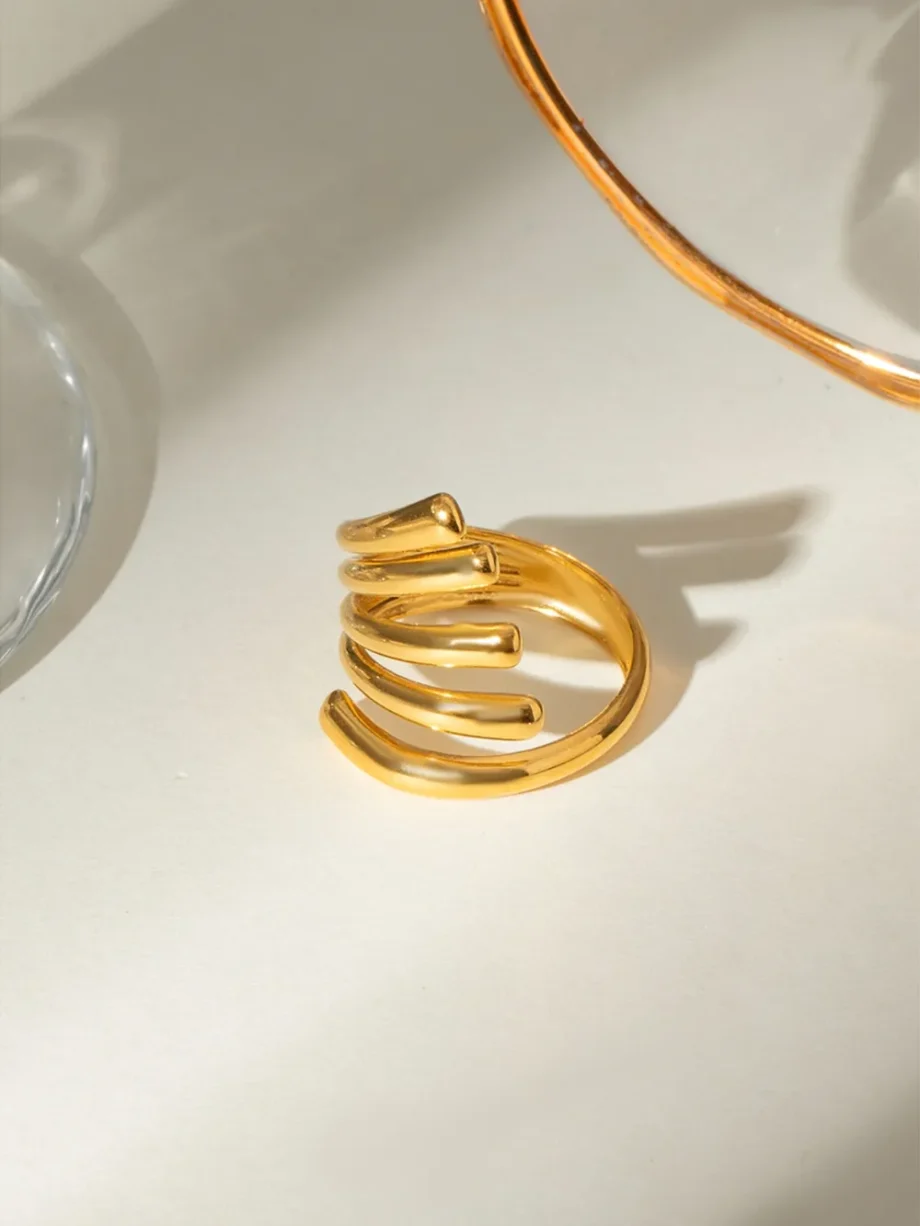 Abstract Lines Open Ring