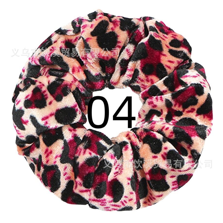 Wild Style Leopard Print Scrunchy