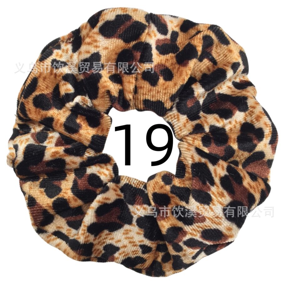 Wild Style Leopard Print Scrunchy